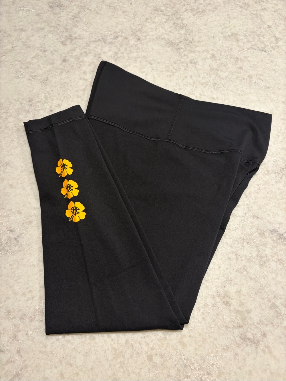 Lululemon Hawaii Hibiscus Flower Align Leggings - Black / Size 12 Rare